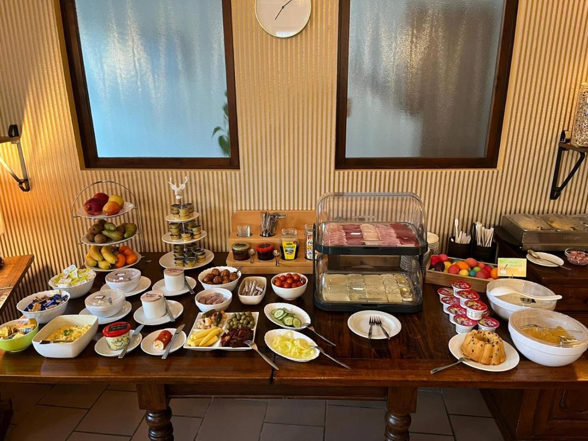 Hotel Garni Zum Rebstock Naumburg Kültér fotó
